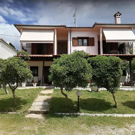 Porto Almira Beachfront Apartment
